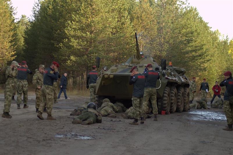 В Северо-Западном округе Росгвардии завершились квалификационные испытания на право ношения крапового берета