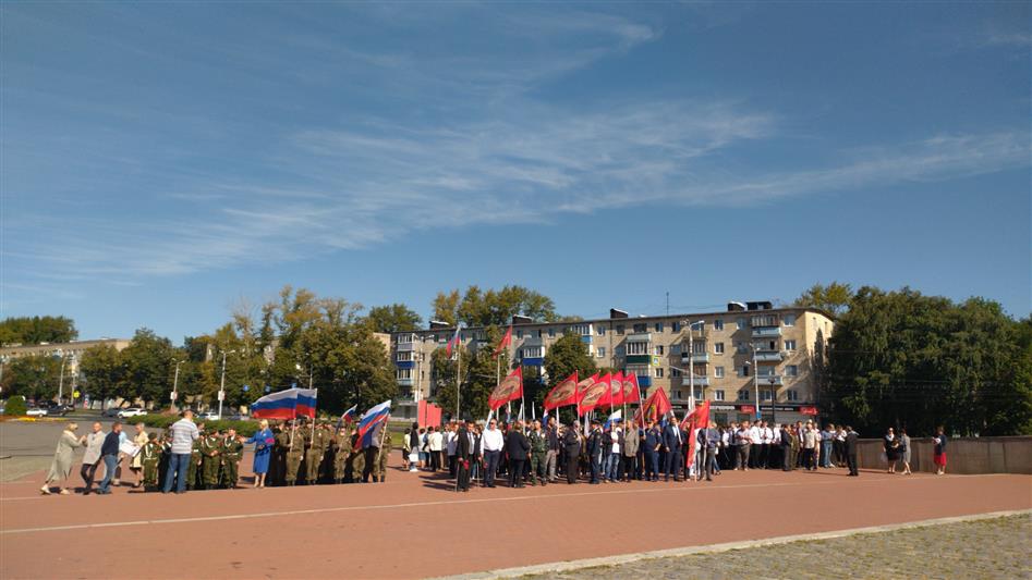 Представители Росгвардии приняли участие в акции «Цветы памяти» в Пензе