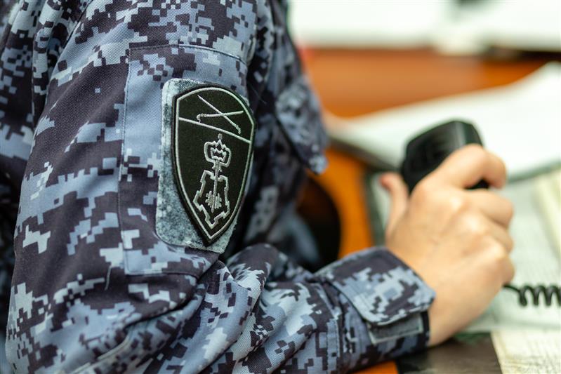 Нарядом Росгвардии в Волжском задержан находившийся в розыске рецидивист