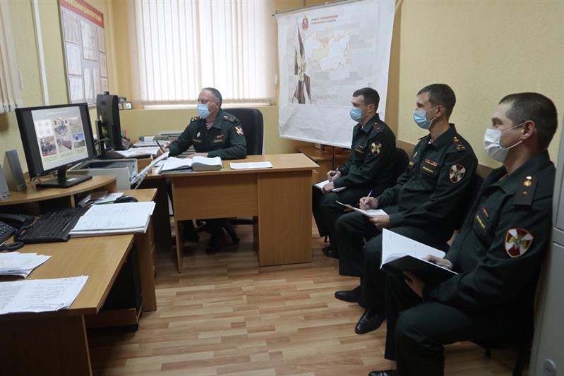 В Уральском округе Росгвардии состоялся учебно-методический сбор начальников инженерных служб