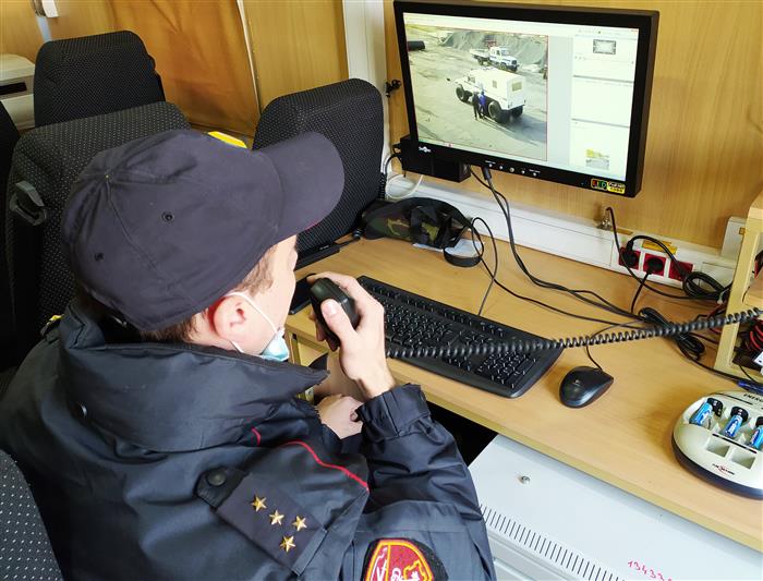 Архангельские подразделения Росгвардии провели учебную тренировку по защите объектов морского торгового порта
