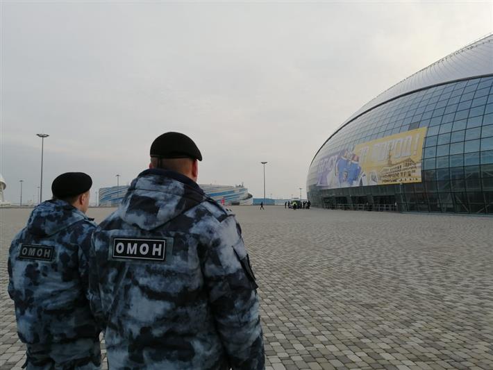 Росгвардейцы обеспечили правопорядок в период хоккейных матчей в Сочи