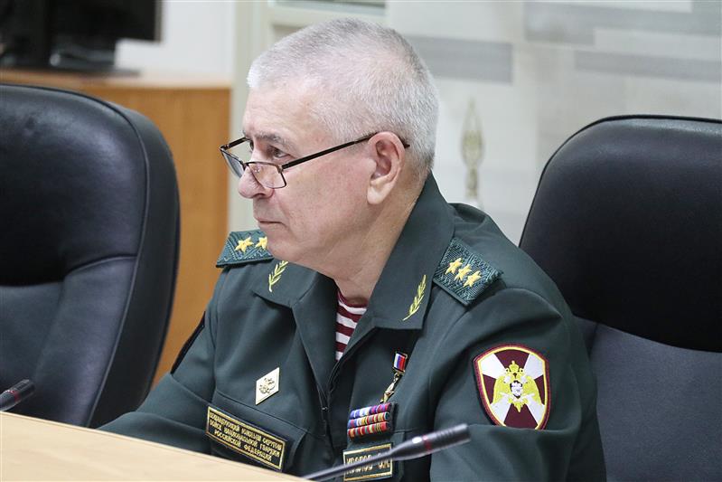 Командующий Южным округом Росгвардии провел военный совет 
