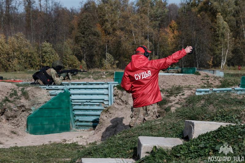Росгвардейцы принимают участие в чемпионате по стрельбе среди спецподразделений в Туле