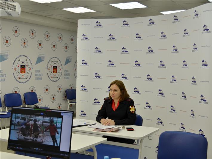 Росгвардия приняла участие в форуме «Моя профессиональная траектория» 