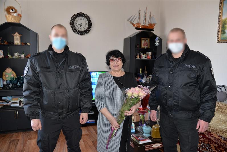 В Югре  Росгвардия проводит мероприятия, приуроченные ко Дню матери