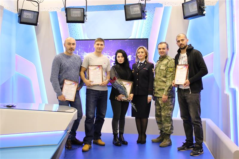 В Северо-Кавказском округе Росгвардии поздравили журналистов региональных телевизионных каналов со Всемирным днем телевидения