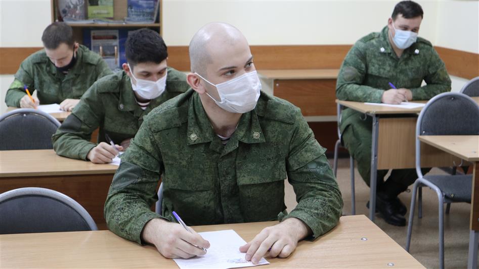 В Красноярске военнослужащие по призыву написали письма своим мамам