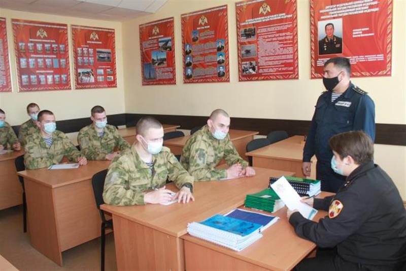 Росгвардейцы Восточного округа присоединились к всероссийской акции «Спасибо, мама!»