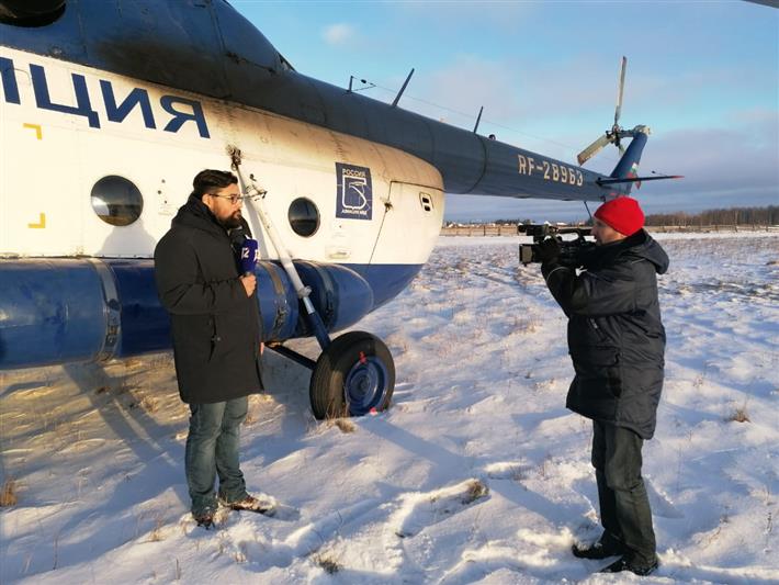 Корреспонденты омского телевидения отправились в рейд по безопасности дорожного движения на вертолёте Росгвардии 