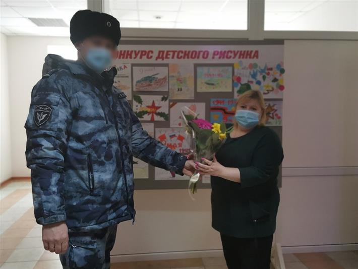 В Югре  Росгвардия проводит мероприятия, приуроченные ко Дню матери