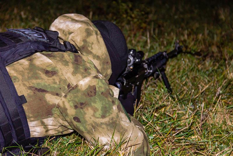 Бойцы краснодарского ОМОН Росгвардии отрабатывают выполнение задач по предназначению (видео) 