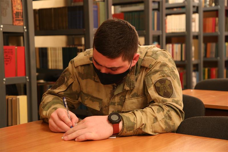 На Северном Кавказе росгвардейцы поддержали ведомственную акцию «Спасибо, мама»
