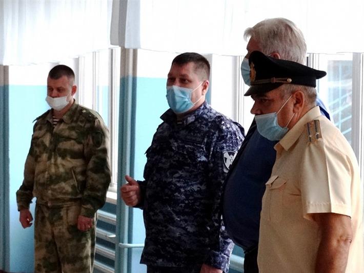 Начальник Управления Росгвардии по Алтайскому краю встретился с кадетами ведомственных профильных классов