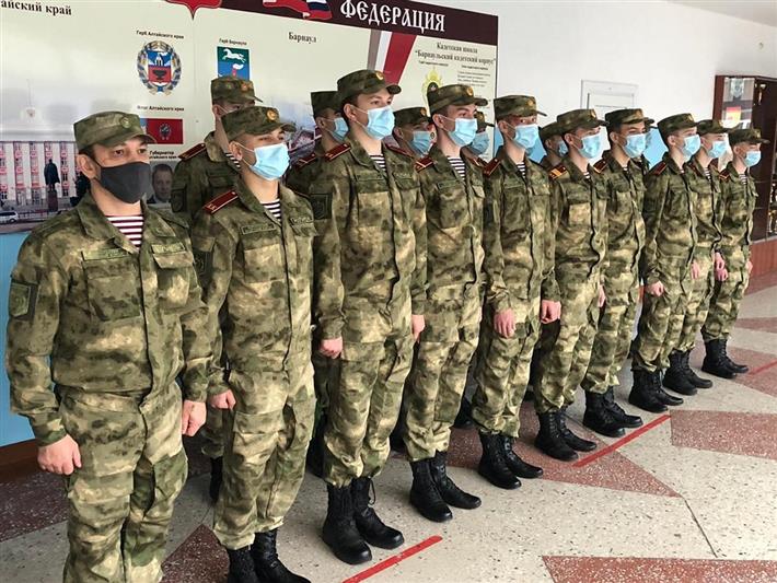 Начальник Управления Росгвардии по Алтайскому краю встретился с кадетами ведомственных профильных классов