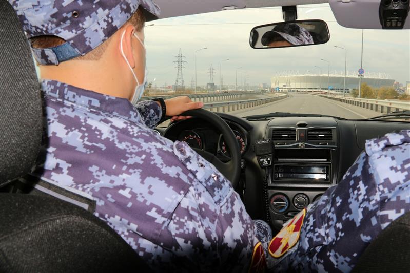 Росгвардия приняла участие в обеспечении правопорядка во время матча РПЛ в Ростове-на-Дону