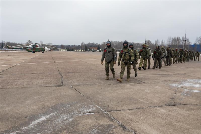Десантирование в сложных условиях