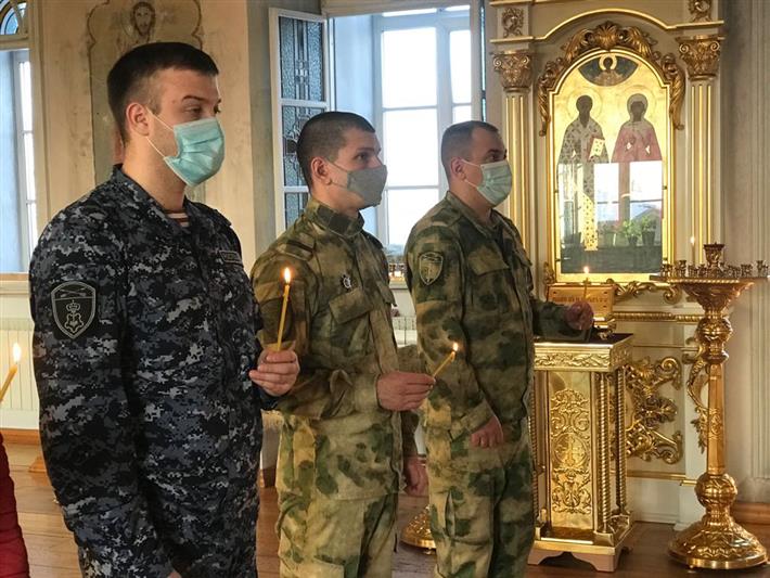 В Сибирском округе Росгвардии проходят патриотические мероприятия, приуроченные ко Дню Неизвестного солдата