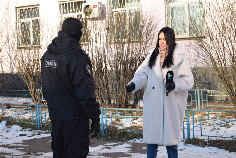Совместная акция Росгвардии и ГИБДД проведена в детском социальном учреждении в Иркутске (фото, видео)