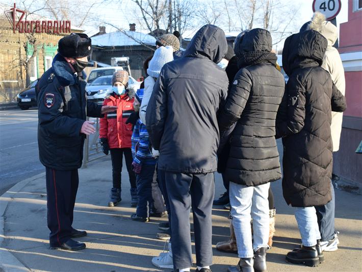 Совместная акция Росгвардии и ГИБДД проведена в детском социальном учреждении в Иркутске (фото, видео)