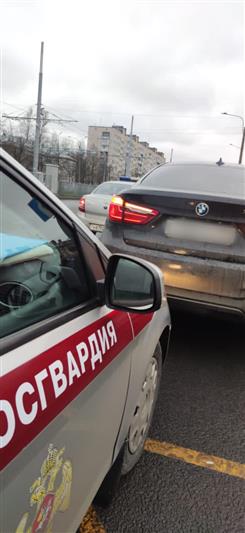 В Санкт-Петербурге  росгвардейцы задержали подозреваемых в грабеже