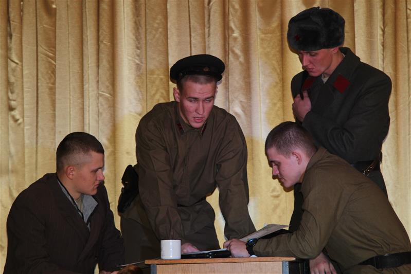 Творческий актив Центрального узла связи Росгвардии поставил спектакль по пьесе Константина Симонова