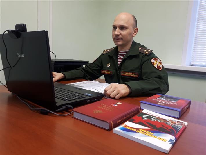 В Северо-Западном округе Росгвардии прошли мероприятия, посвященные Дню Неизвестного солдата