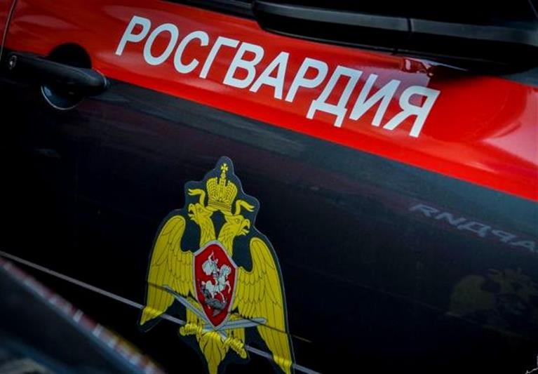 В Керчи росгвардейцы спасли жизнь 70-летнему мужчине