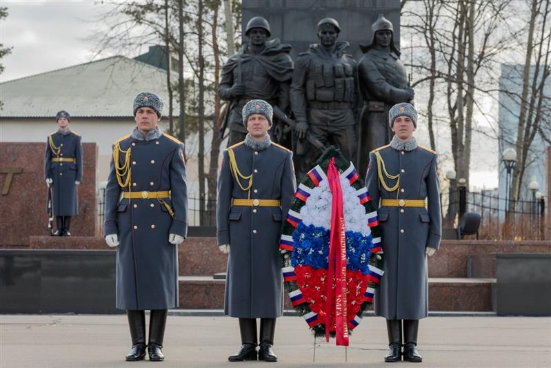 В Росгвардии почтили память боевых товарищей в День неизвестного солдата