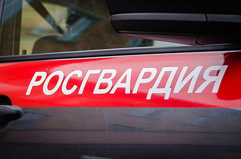 В Ярославле росгвардейцы помогли пожилым людям, оказавшимся в трудной ситуации