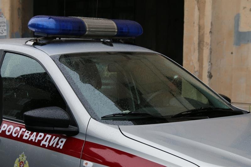 В Твери росгвардеец задержал наркокурьера