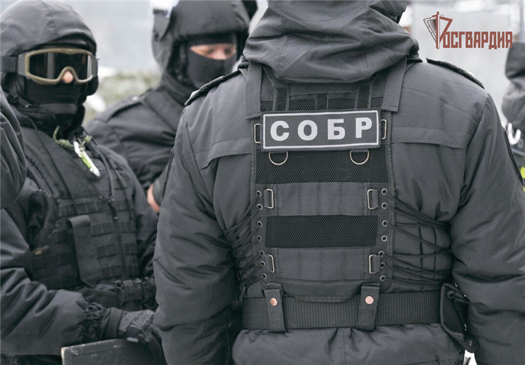 При содействии красноярского СОБР Росгвардии задержан подозреваемый в особо тяжком преступлении