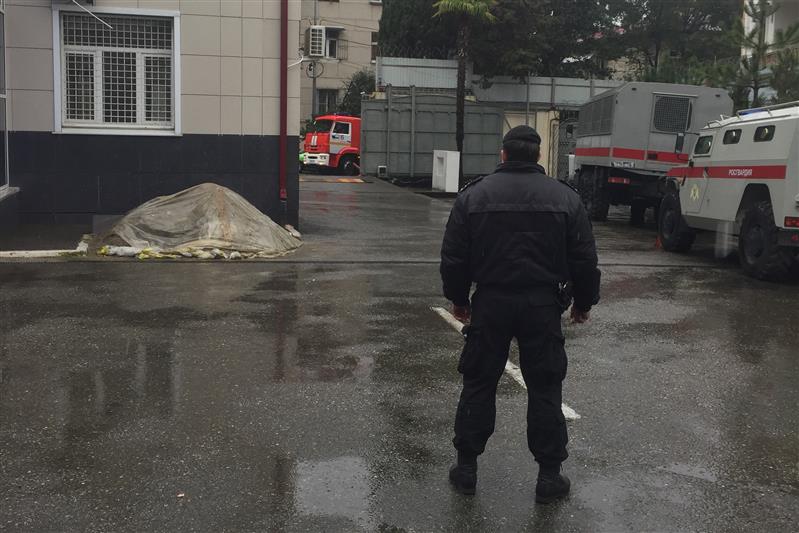 В Сочи сотрудники Росгвардии и МЧС провели совместные пожарно-тактические учения 