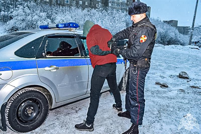 В Апатитах росгвардейцы задержали нетрезвого водителя 