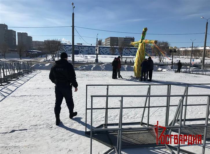 Росгвардия обеспечила правопорядок и безопасность во время празднования Масленицы на Урале