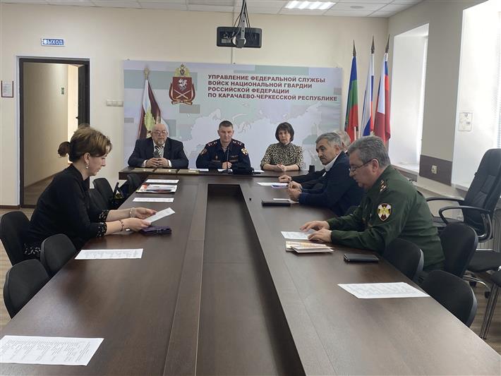 В Управлении Росгвардии по Карачаево-Черкесской Республике состоялся круглый стол с представителями общественных организаций региона