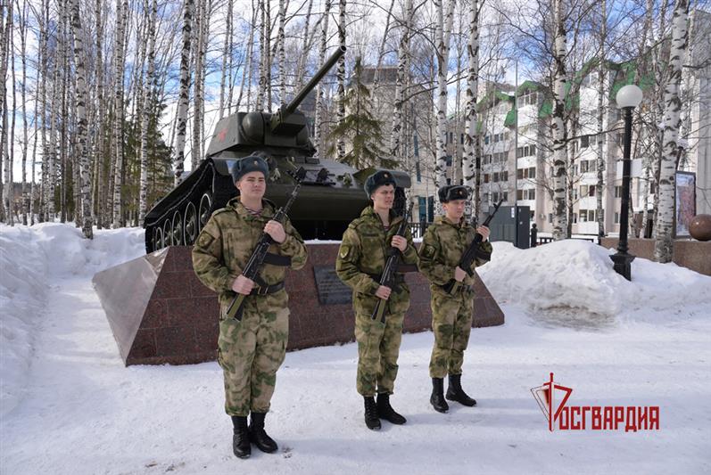 В Тюмени и Югре состоялись памятные мероприятия, посвященные Дню войск национальной гвардии 