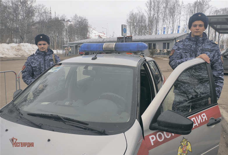 Красноярские росгвардейцы обеспечили правопорядок во время проведения первенства мира по фристайлу и сноуборду среди юниоров