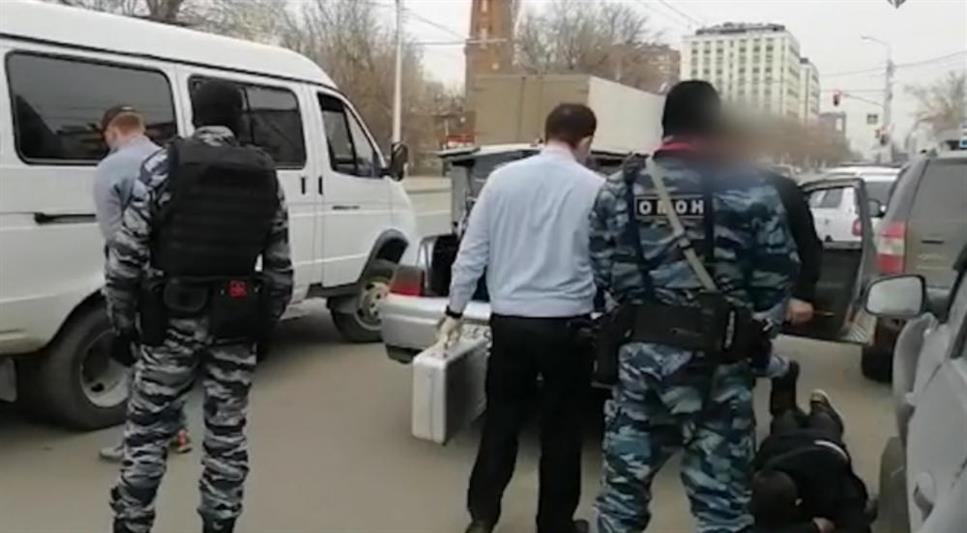 При участии ОМОН Росгвардии в Уфе задержаны подозреваемые в серии автокраж с помощью «сканера»