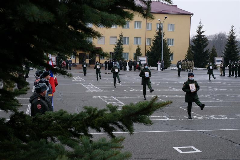 В бригаде оперативного назначения Центрального округа Росгвардии прошел День памяти военнослужащих, погибших при исполнении воинского долга