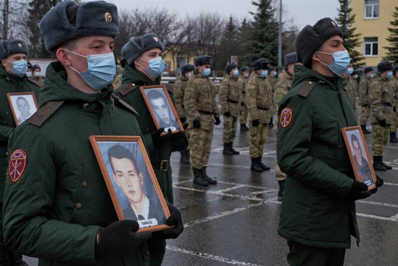 В бригаде оперативного назначения Центрального округа Росгвардии прошел День памяти военнослужащих, погибших при исполнении воинского долга