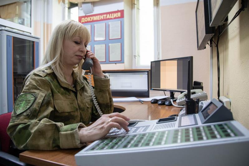 Мирный атом в тепле женских рук