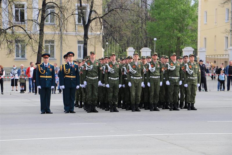 В Уральском округе Росгвардии отметили День Победы (фото)