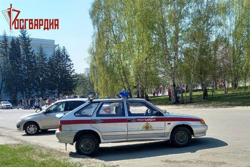В Сибири сотрудники Росгвардии задержали подозреваемых в угоне автомобилей