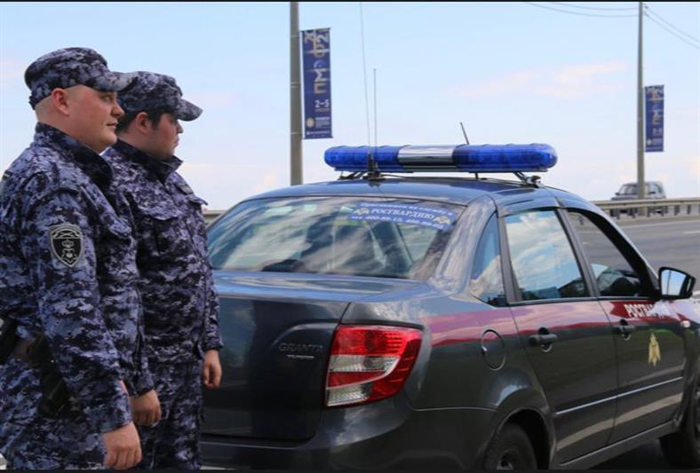 Сотрудники и военнослужащие Росгвардии приняли участие в обеспечении правопорядка при проведении XXIV Петербургского международного экономического форума