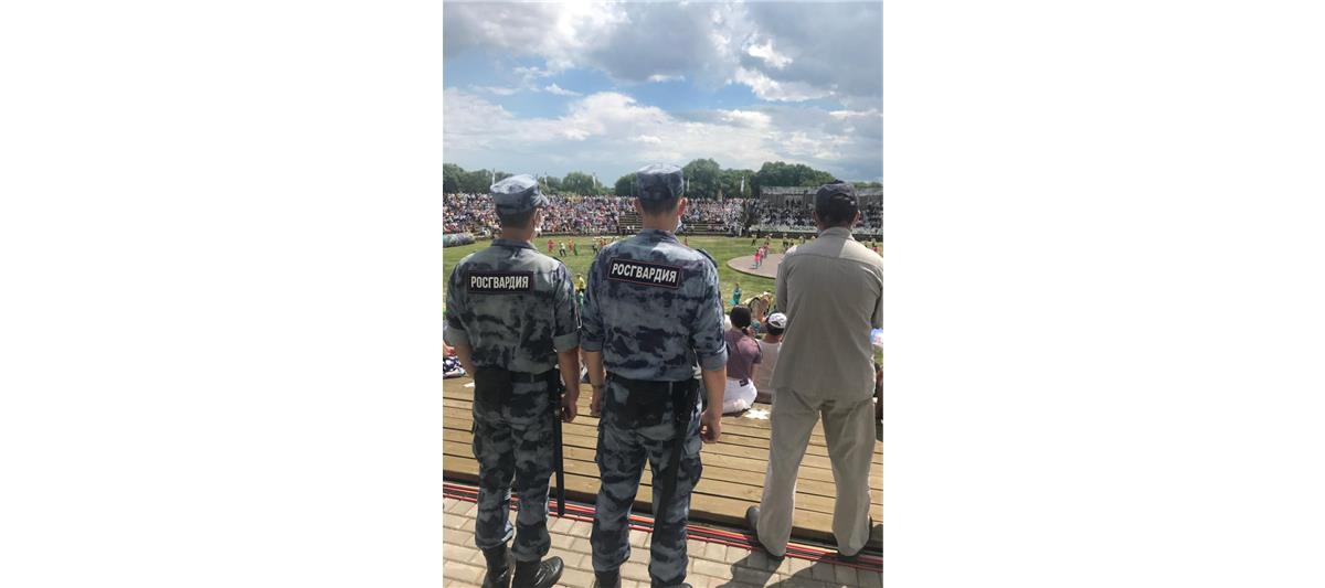 В Татарстане росгвардейцы выполнили задачи по охране общественного порядка во время проведения XI Всероссийского сельского Сабантуя 
