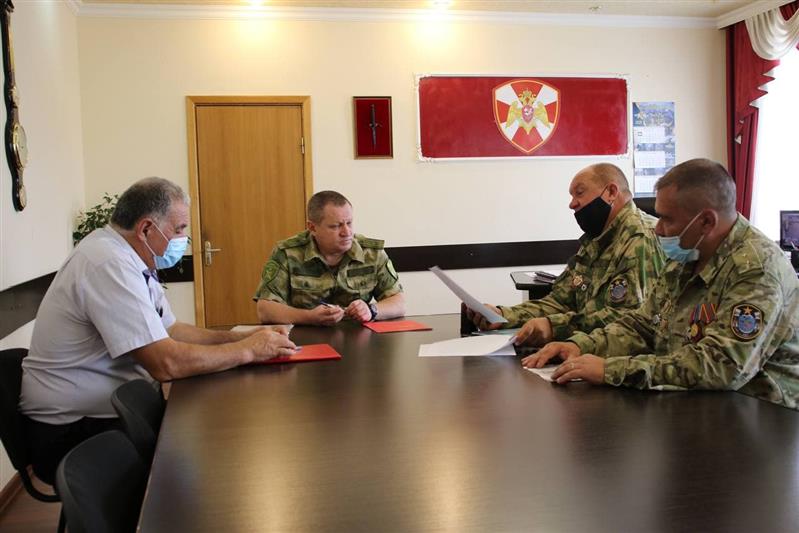 В Кабардино-Балкарии Росгвардия подписала соглашение о сотрудничестве  с военно-патриотической организацией «Кавказский рубеж» 