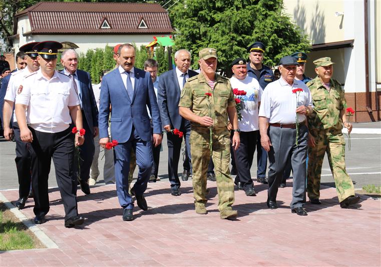 Новый пункт базирования СОБР и ОМОН Росгвардии открыли во Владикавказе 