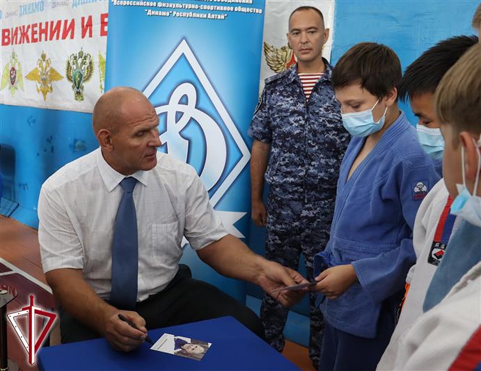 В акции «День спорта с Росгвардией» приняли участие чемпионы и призеры Олимпийских игр