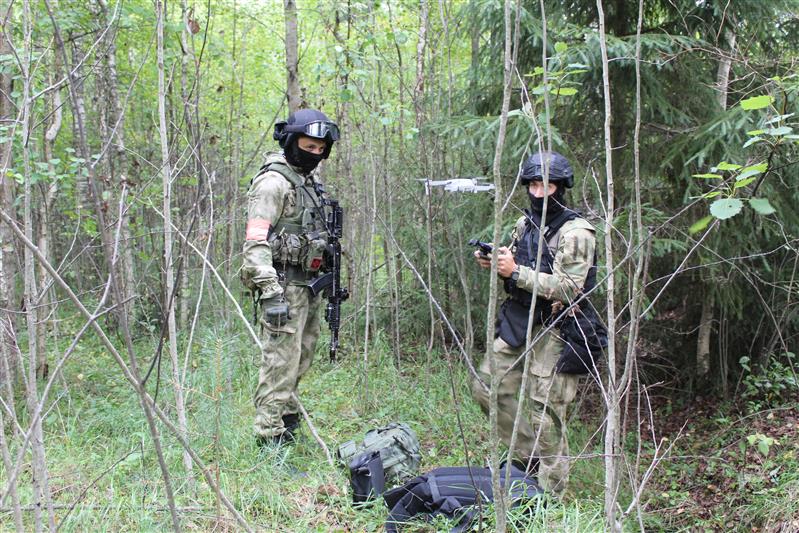 В Вологодской области сотрудники и военнослужащие Росгвардии провели тактические учения 